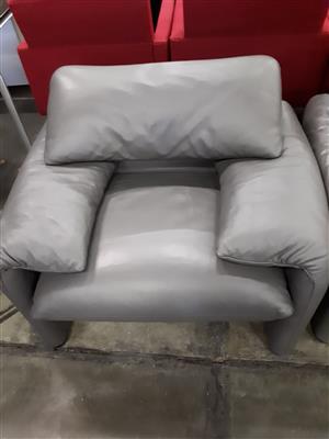 2 Sessel/Sofa, - EVN-Büromöbel