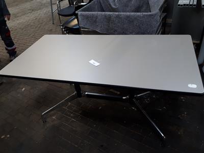 Tisch, - EVN-Büromöbel