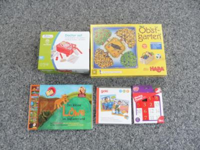 Konvolut Spielwaren, - Hračky a knihy
