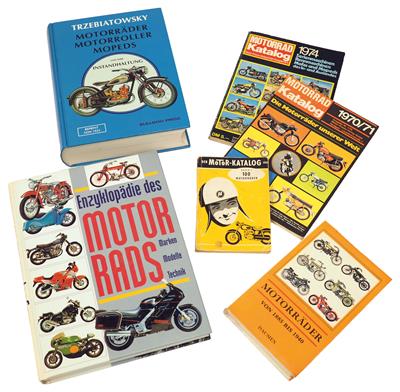 6 Bücher über Motorräder - Scootermania