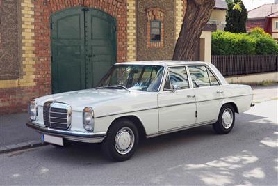 1971 Mercedes-Benz 230 - Klassische Fahrzeuge