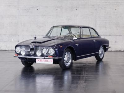 1966 Alfa Romeo 2600 Sprint - Historická motorová vozidla