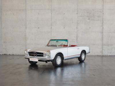 1967 Mercedes-Benz 250 SL - Klasická vozidla