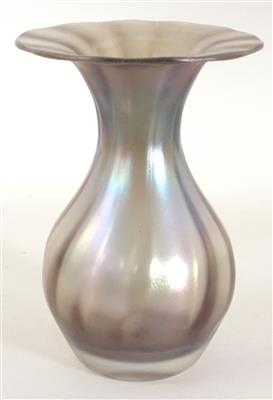 Vase - Online Auktion Kunst, Antiquitäten und Schmuck