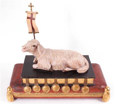 Apokalyptisches Lamm auf dem Buch der 7 Siegel - Online Auktion Kunst, Antiquitäten und Schmuck