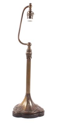 Neoklassizistische Tischlampe um 1910/20 - Art and Crafts 1900-1950, Jewellery