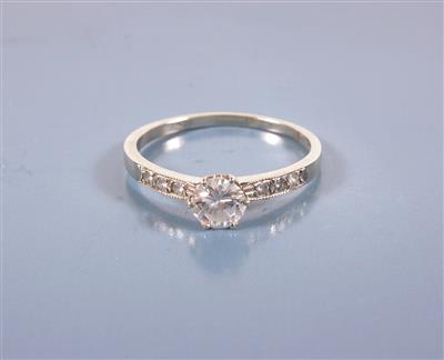 Brillantring, zus.0,69 ct - Antiques, art and jewellery