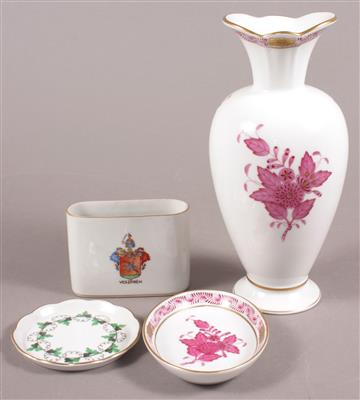 Vase/3 Zierschalen - Art and antiques