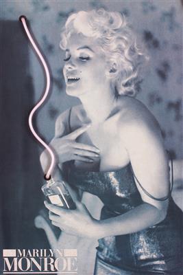 Leuchtreklame mit Marylin Monroe "Chanel Nr. 5" - Schmuck Kunst Antiquitäten