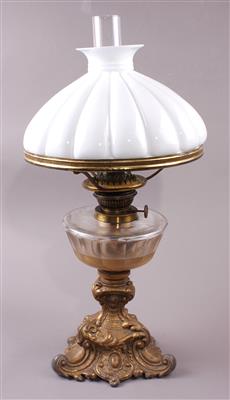 Petroliumlampe in barocker Form - Schmuck, Kunst & Antiquitäten