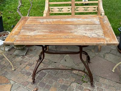 Gartentisch, im klassizistischem Stil, - Garden