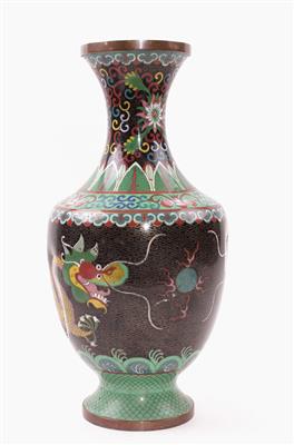 Große Cloisonné-Vase, 1. Viertel 20. Jhdt., - Klenoty, umění a starožitnosti