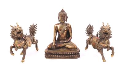 Sitzender Buddha mit Fohhunden (Wächterfiguren) Asien 20. Jhdt. - Klenoty, umění a starožitnosti