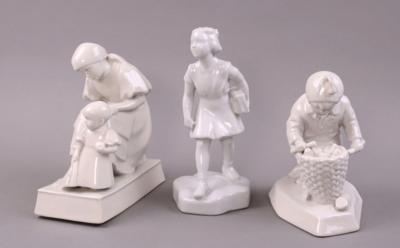 Mutter mit Kind/Schulmädchen/Kleinholzsammler, ungarisches Porzellan, Marke Zsolnay/Pecs - Schmuck, Kunst und Antiquitäten