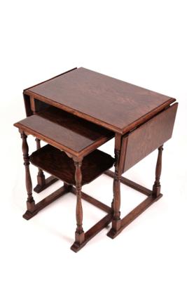 2-teiliger Tischsatz, in englischem Stil, 20. Jhdt. - Jewelry, Art & Antiques