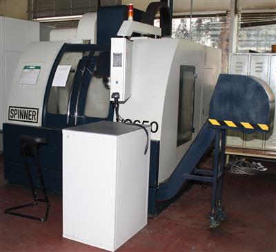 Bearbeitungszentrum SPINNER Type VC650 - Maschinen zur Holzbearbeitung