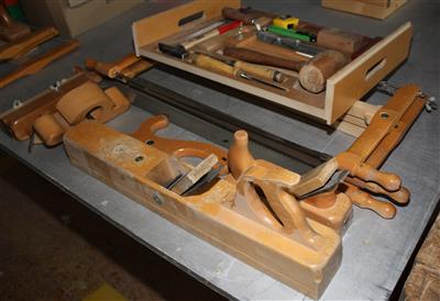 Konvolut Tischlerwerkzeug: - Maschinen zur Holzbearbeitung