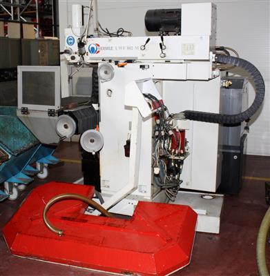 Universal-Maschine HERMLE Type UWF802M/IHS401 - Macchine di lavorazione del legno
