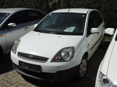PKW Ford Fiesta - Cars and vehicles
