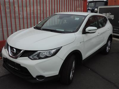 PKW Nissan Qashqai-SUV/2WD, weiß - Cars and vehicles