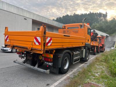 Ölauffangwagen, - Fahrzeuge & Technik Land Tirol 28.09.2022 - Erzielter  Preis: EUR 70 - Dorotheum