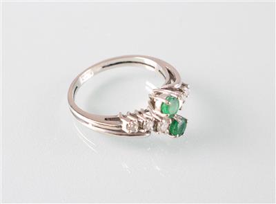 Smaragd Brillantring zus. ca.0,38 ct - Antiques, art and jewellery