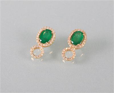 2 Einhängeteile mit Smaragd und Diamanten zus. ca.0,40 ct - Antiques, art and jewellery