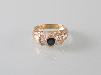 Saphirring mit Brillanten und Diamanten zus. ca. 0,60 ct - Art Antiques and Jewelry