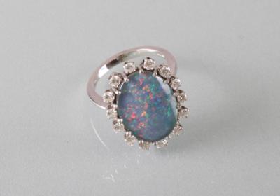 Opal Brillantring - Art Antiques and Jewelry