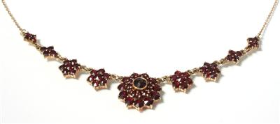 Granatcollier - Antiques, art and jewellery