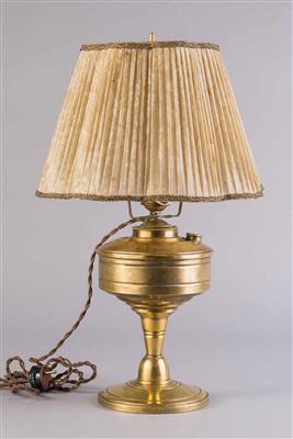 Petroleum-Tischlampe um 1900 - Kunst, Antiquitäten und Schmuck online auction