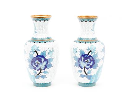 Paar Cloisonne-Vasen 20. Jh. - Antiques, art and jewellery