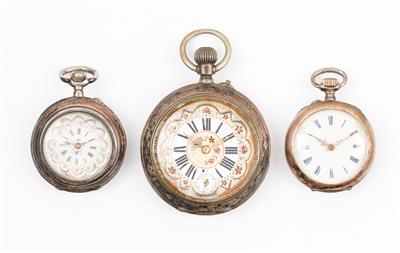 1 Taschenuhr, 2 Damenuhren um 1900 - Arte, antiquariato e gioielli