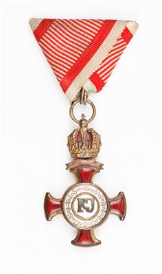 Verdienstkreuz mit Krone - Umění, starožitnosti, šperky