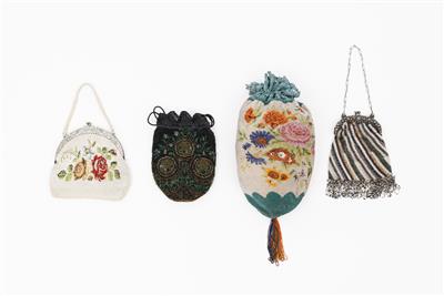 4 Handtaschen um 1900 - Antiques and art