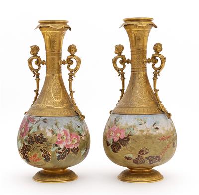Paar Vasen in klassizistischer Stilform 20. Jh. - Antiques and art