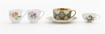 1 Sammeltasse mit Untertasse, 3 verschiedene Tassen 19. Jh. - Antiques and art