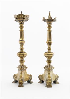 Paar Kerzenleuchter in antiker Stilform, Ende 19. Jh. - Antiques and art