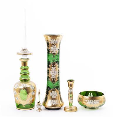 2 Vasen, 1 Stöpselflasche, 1 Schüssel, 1 Wasserpfeife 20. Jh. - Kunst und Antiquitäten
