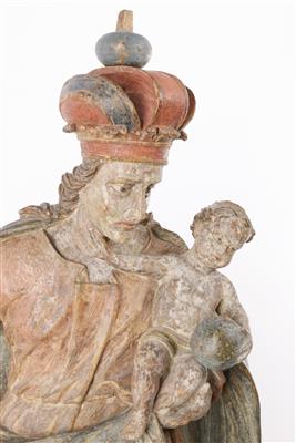 Madonna als Himmelskönigin mit Christuskind, Oberbayern/Tirol, 1. Hälfte 18. Jahrhundert - Kunst und Antiquitäten