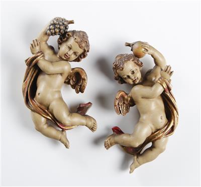 Paar fliegende Engel mit Früchten, 20. Jahrhundert - Antiquariato e mobili