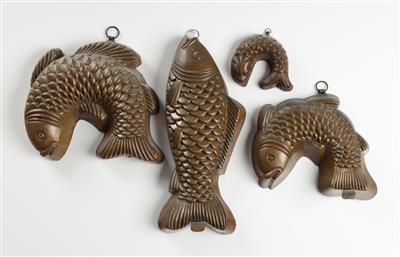 Vier Pastetenformen in Form von Fischen, 19. Jahrhundert - Antiquitäten, Möbel & Teppiche