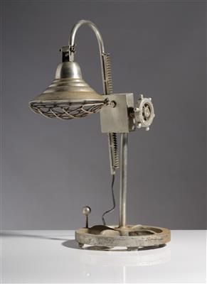 Tischlampe im Industrie-Design, 20. Jahrhundert - Antiques and art
