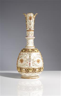 Vase, Fa. Zsolnay, Pecs (Fünfkirchen), Ungarn um 1885/87 - Antiques and art
