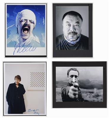 Vier Portraitfotos mit Signaturen von Gottfried Helnwein (1948 geb.), - Paintings