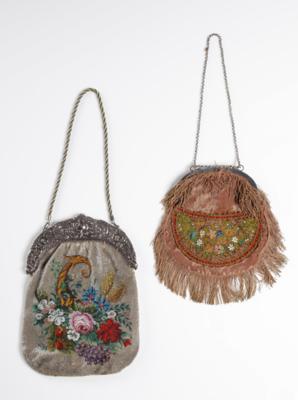 Zwei Beutel mit Silbermontierung, Anfang 20. Jahrhundert - Antiquitäten, Möbel & Teppiche