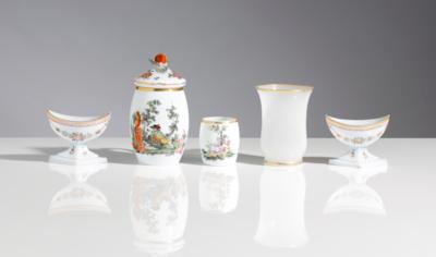 Konvolut von 5 Milchglas Objekten, Alpenländisch, Anfang 19. Jahrhundert - Arte, antiquariato e gioielli