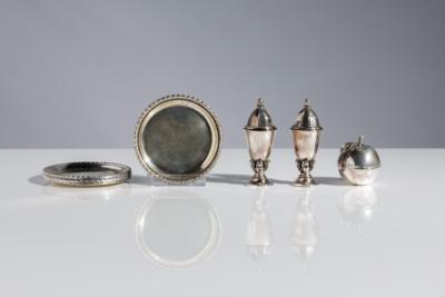 Paar dänische Gewürzstreuer und sechs italienische Untersetzer, apfelförmige Dose - Kunst & Antiquitäten