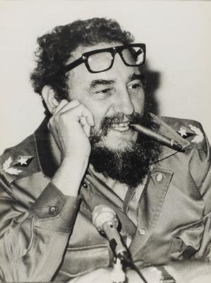 Foto von Fidel Castro (Kuba 1926-2016), Raul Corrales - Antiques, art and jewellery