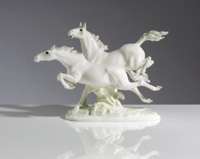 Pferdegruppe - Galoppierendes Schimmelpaar, Entwurf Max Hermann Fritz (1873-1948) - Art & Antiques